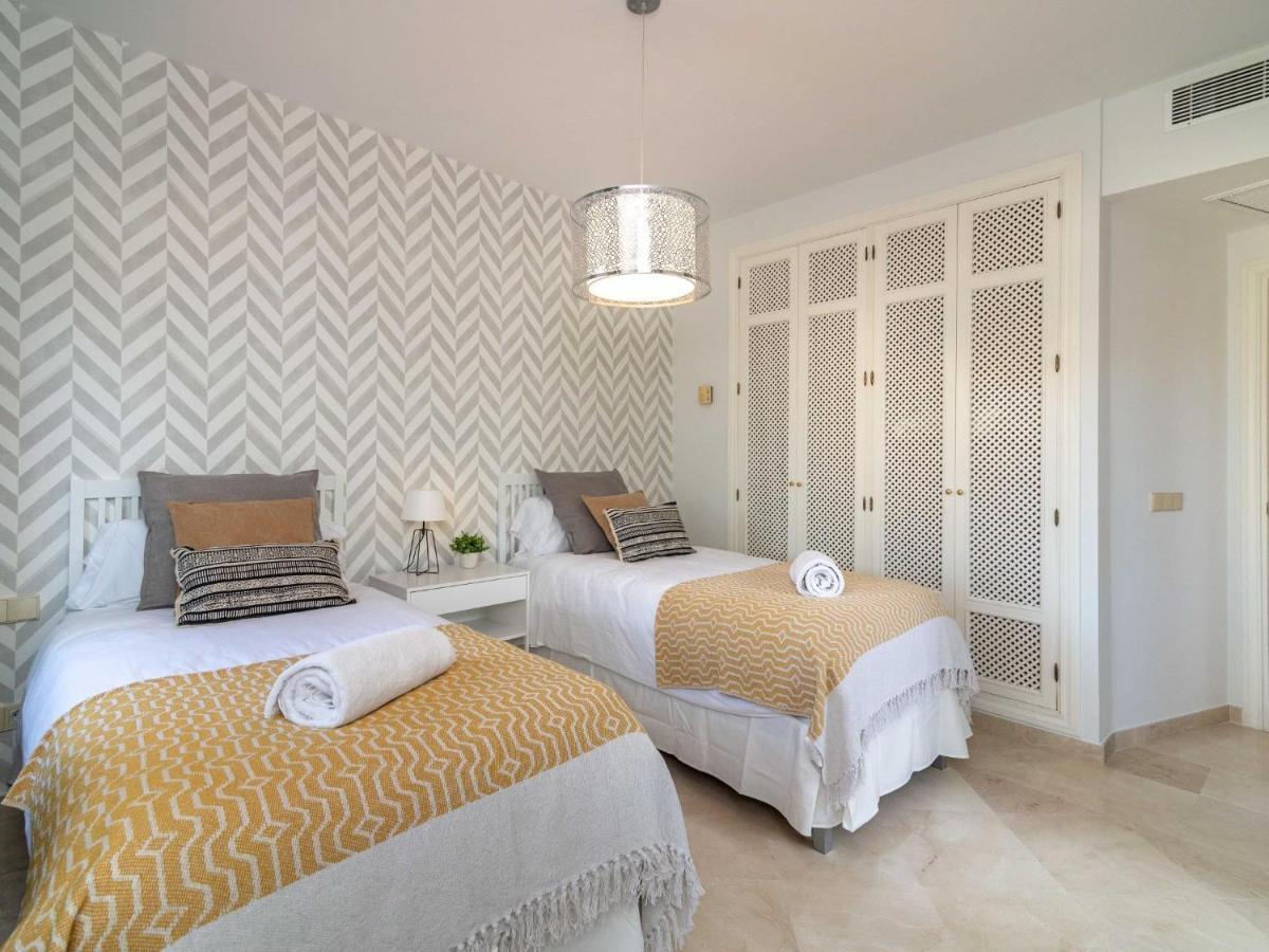 Sophisticated Flat Next To Luxurious Puerto Banús * Marbella